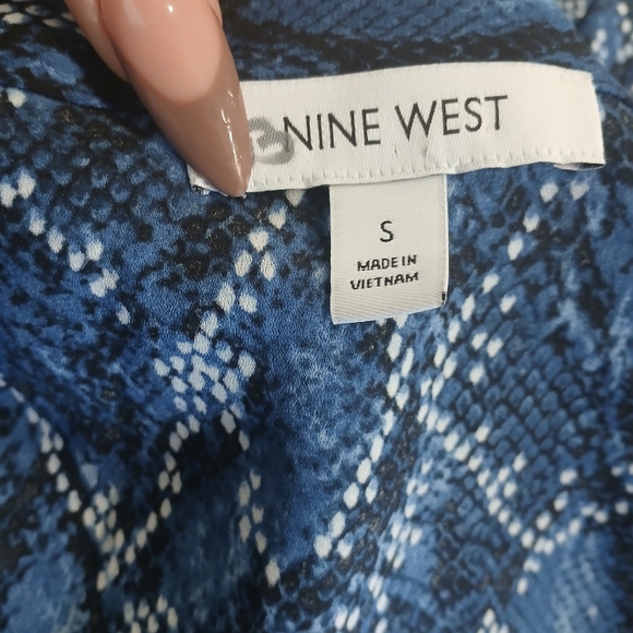 Nine west snake print blouse ,small size,brand new with tags - Picture 6 of 9